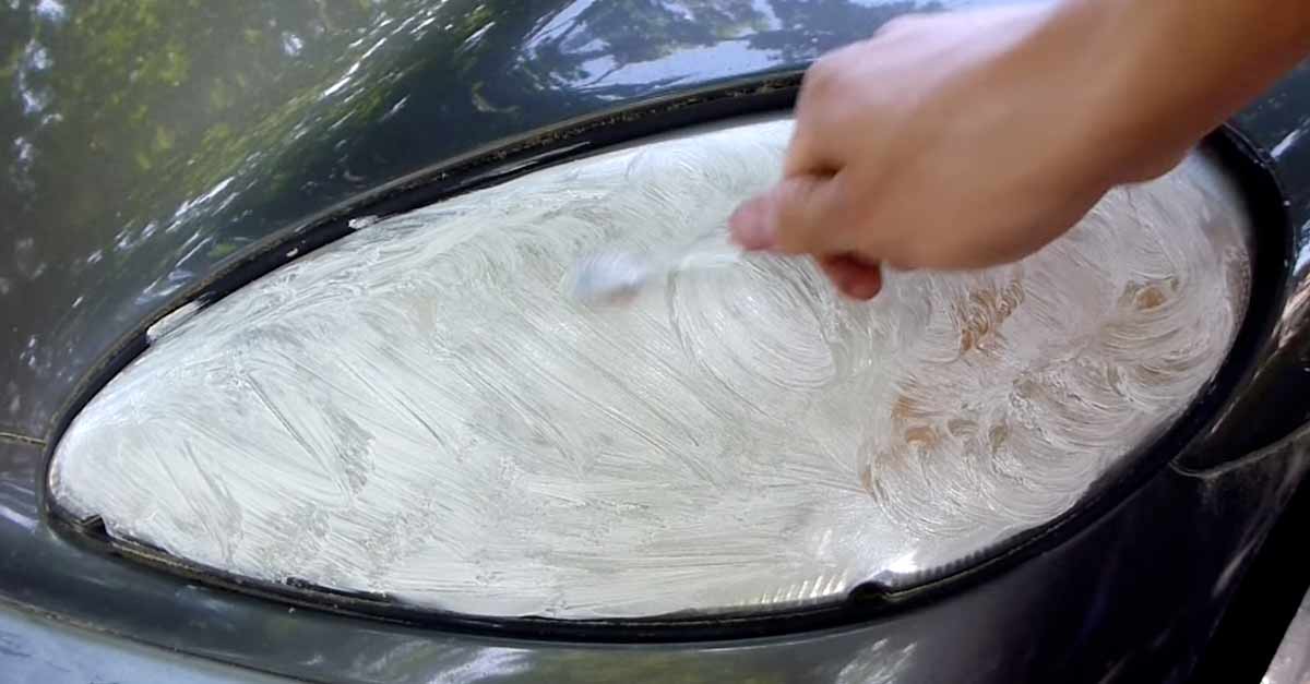Restore Headlights With Toothpaste